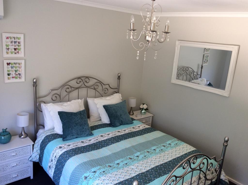 Beachport Bed & Breakfast Порт Макари Стая снимка